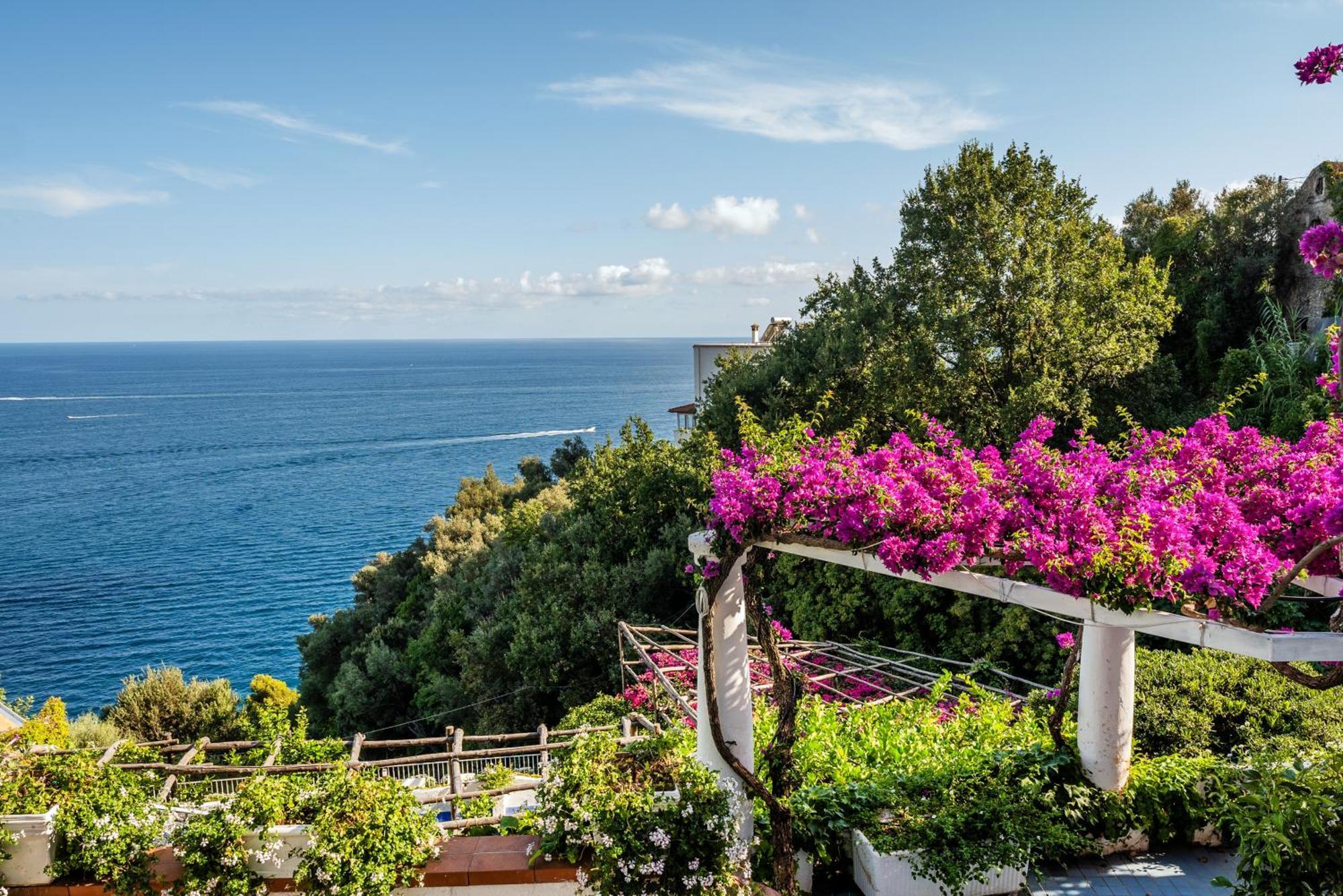Bijoux - Exclusive Pool And Sea View Villa *