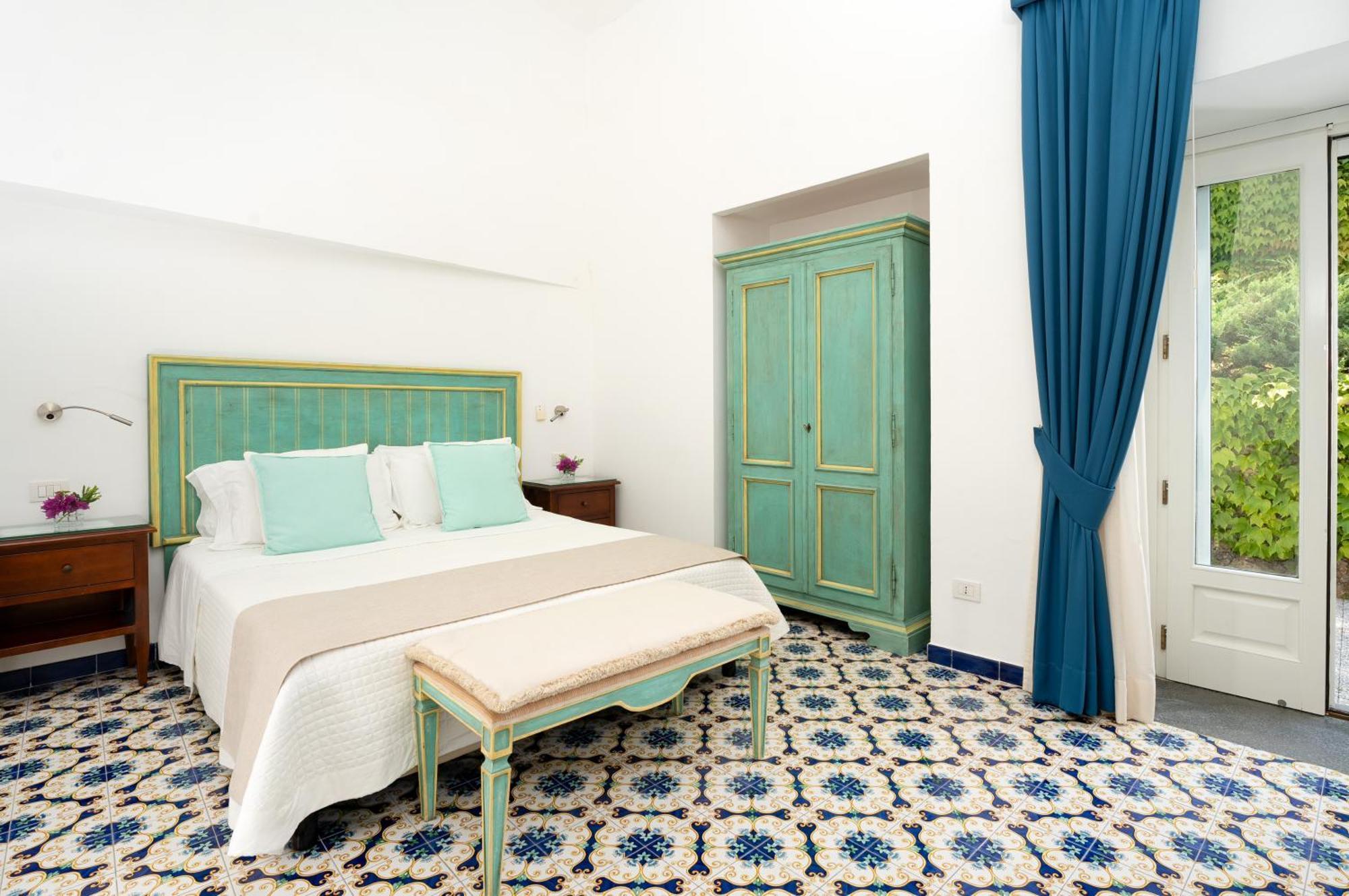 Bijoux - Exclusive Pool And Sea View Villa